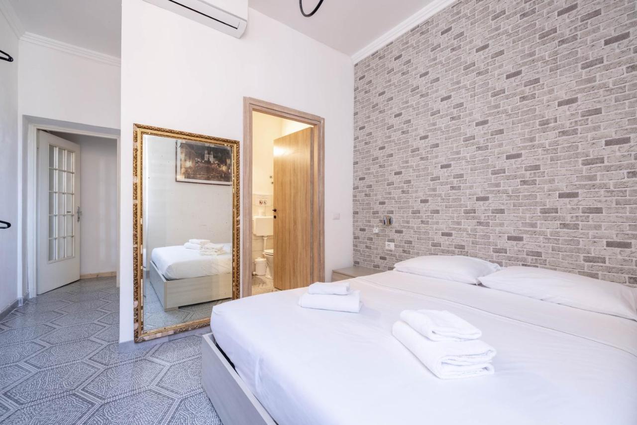 Vg Piazza Navona 5 Stelle Montecitorio Room Rzym Zewnętrze zdjęcie